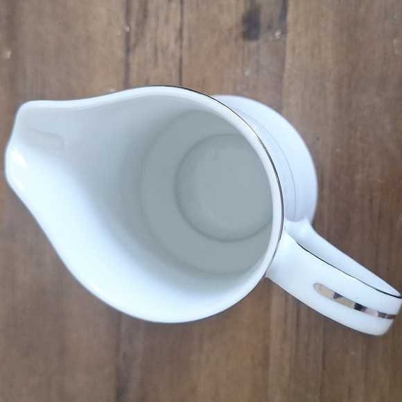 Vintage Fashion Royale Creamer – Fascination Pattern M-6060 – Made in Japan - Picture 5 of 6